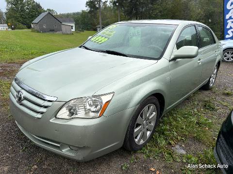 2005 TOYOTA Avalon