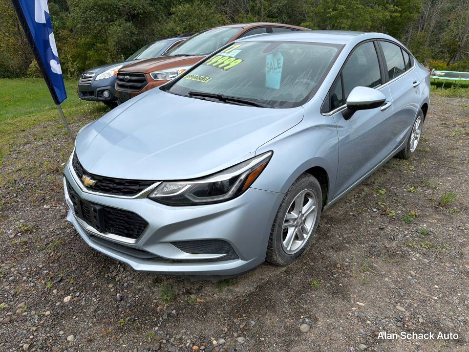 2017 CHEVROLET Cruze, photo 1 of 10